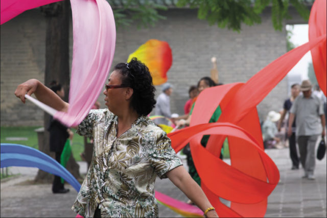 Ribbon dancer in Xiamen. Photo: Hsing Wei